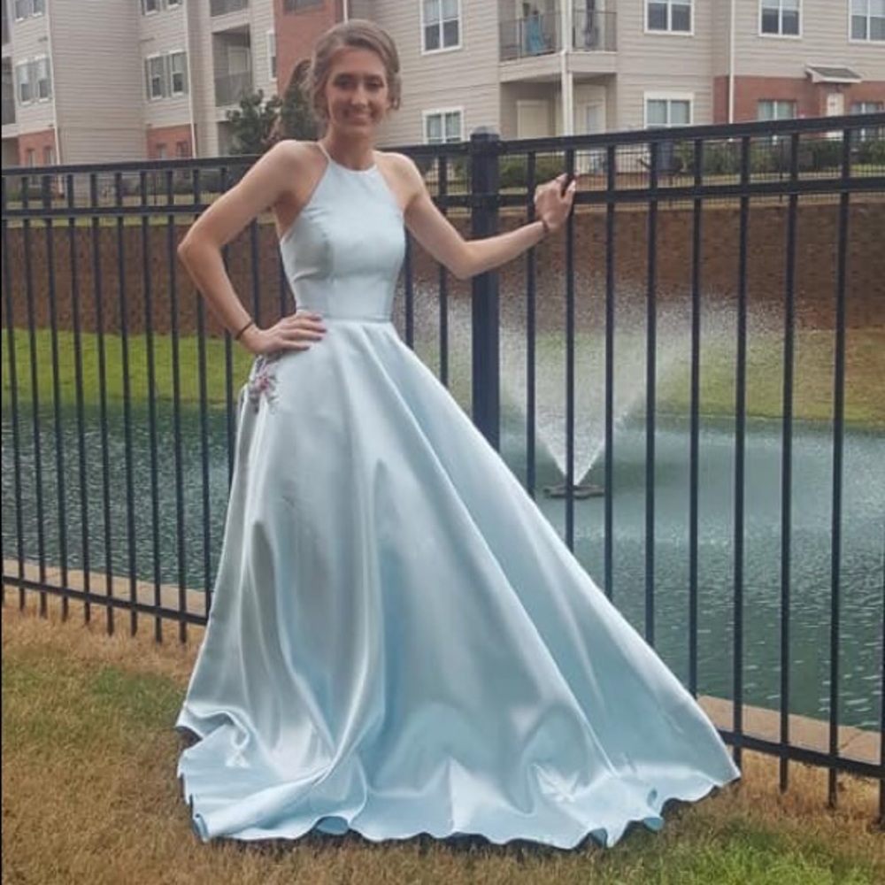 Prom dress for sale